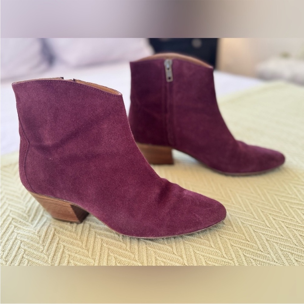 Isabel Marant Dacken Suede Burgundy Ankle Boots 
Size 9, 39